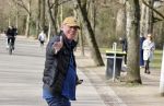Amsterdam 24 februari 2021
Jack Spijkerman wandelend door het vondelpark