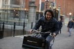 Den Haag 2 maart 2021
Jesse Klaver op de fiets bij het binnenhof.
