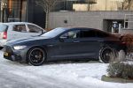 OOstzaan 12 februari 2021
Ferry Doedens en Levy v Wilgen checken samen in bij Hotel v d Valk . Levy rijdt in een dikke mercedes GT 63S AMG