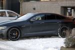 OOstzaan 12 februari 2021
Ferry Doedens en Levy v Wilgen checken samen in bij Hotel v d Valk . Levy rijdt in een dikke mercedes GT 63S AMG