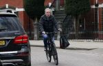 Amsterdam 6 maart 2021
Maarten Spanjer op de fiets in Amsterdam zuid