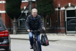 Amsterdam 6 maart 2021
Maarten Spanjer op de fiets in Amsterdam zuid