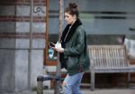 Amsterdam 5 maart 2021
Marieke Elsinga en haar vriend Sander verhuizen naar hun nieuwe huis . De studenten verhuizer verhuist ze.