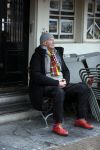 Amsterdam 4 maart 2021
Peter Faber zit elke ochtend tijdens corona bij cafe Kobalt op terras.