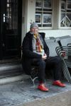 Amsterdam 4 maart 2021
Peter Faber zit elke ochtend tijdens corona bij cafe Kobalt op terras.
