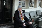 Amsterdam 4 maart 2021
Peter Faber zit elke ochtend tijdens corona bij cafe Kobalt op terras.