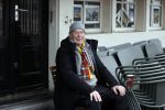 Amsterdam 4 maart 2021
Peter Faber zit elke ochtend tijdens corona bij cafe Kobalt op terras.
