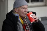 Amsterdam 4 maart 2021
Peter Faber zit elke ochtend tijdens corona bij cafe Kobalt op terras.