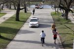 Amsterdam 25 februari 2021
De politie rijdt door het vondelpark