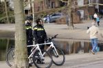 Amsterdam 21 februari 2021
Geert Wilders met zijn beveiliging in het vondelpark bij VondelCS. Veel politie aanwezig