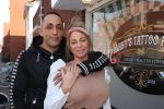 Eindhoven, 6 maart 2021
Barbie laat de naam van de jongste zoon tattoeren bij Danny van Dannyâ€™s Tattoo