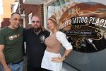 Eindhoven, 6 maart 2021
Danny van Dannyâ€™s Tattoo zet een tattoo bij Barbie
