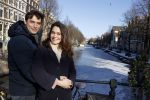 Amsterdam 12 februari 2021
Thierry Baudet en zijn verloofde Davide Heijmans bij de bevroren grachten in Amsterdam.