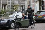 Amsterdam 25 februari 2021
Tjeerd Oosterhuis met zijn dochters op de bakfiets in Amsterdam