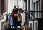 Amsterdam Abcoude 16 februari 2021
Trijntje Oosterhuis vertrekt vanuit haar huurhuis in Amsterdam naar haar nieuwe huis in Abcoude