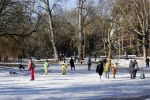 Amsterdam 9 februari 2021
Sneeuw in het vondelpark. Er wordt volop geschaatst in het vondelpark.