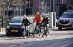 Amsterdam 2 maart 2021
Waldemar Torenstra met zijn dochter en zoon in Amsterdam zuid.