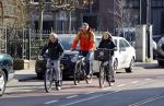 Amsterdam 2 maart 2021
Waldemar Torenstra met zijn dochter en zoon in Amsterdam zuid.