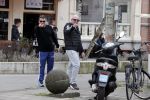 Amsterdam 24 febrruari 2021
Wolter Kroes en kennis Richard hard lopend door het vondelpark
