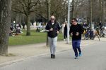 Amsterdam 24 febrruari 2021
Wolter Kroes en kennis Richard hard lopend door het vondelpark