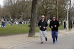 Amsterdam 24 febrruari 2021
Wolter Kroes en kennis Richard hard lopend door het vondelpark