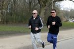 Amsterdam 24 febrruari 2021
Wolter Kroes en kennis Richard hard lopend door het vondelpark