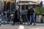 Amsterdam 26 februari 2022
Connie Witteman en haar dochter Constanza Breukhoven met kinderen in Biro in Amsterdam zuid
