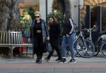 Amsterdam 26 februari 2022
Connie Witteman en haar dochter Constanza Breukhoven met kinderen in Biro in Amsterdam zuid
