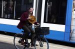 Amsterdam 15 februari 2022
Edwin Oudshoorn met hoed op de fiets in Amsterdam