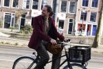 Amsterdam 15 februari 2022
Edwin Oudshoorn met hoed op de fiets in Amsterdam