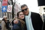 Amsterdam 26 februari 2022
Emile Ratelband met zijn dochter op de pc hooftstraat