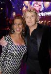 Amsterdam 22 februari 2022
Hans Klok viert zijn 53e verjaardag in the Harbour Club. Later op de avond vraagt hij zijn partner Dann v Ling ten huwelijk. Esther Oosterbeek en Anita Heilker