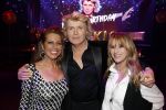 Amsterdam 22 februari 2022
Hans Klok viert zijn 53e verjaardag in the Harbour Club. Later op de avond vraagt hij zijn partner Dann v Ling ten huwelijk. Esther Oosterbeek en Anita Heilker