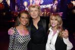Amsterdam 22 februari 2022
Hans Klok viert zijn 53e verjaardag in the Harbour Club. Later op de avond vraagt hij zijn partner Dann v Ling ten huwelijk. Esther Oosterbeek en Anita Heilker
