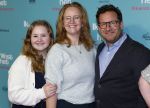 Amsterdam 14 februari 2022
Premiere ik wist het in Tuschinski.
Hilke Bierman met man en dochter