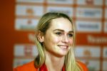 Schiphol 21 februari 2022
De olympische sporters en medaille winnaars komen terug uit Peking en worden gehuldigd in het Hilton Hotel. Irene Schouten