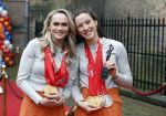 Den Haag 22 februari 2022
De nederlandse medaille winnaars zijn te gast van Premier Mark Rutte voor een lunch in de ridderzaal.
Aanwezig oa Irene Schouten Suzanne Schulting Ireen Wust Thomas Krol Antoinette de Jong Marijke Groenewoud Selma Poutsma Yara v kerkhof Xandra Velzeboer Kimberley Bos Patrick Roest en Kjeld Nuis