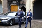 Den Haag 22 februari 2022
De nederlandse medaille winnaars zijn te gast van Premier Mark Rutte voor een lunch in de ridderzaal.
Aanwezig oa Irene Schouten Suzanne Schulting Ireen Wust Thomas Krol Antoinette de Jong Marijke Groenewoud Selma Poutsma Yara v kerkhof Xandra Velzeboer Kimberley Bos Patrick Roest en Kjeld Nuis. Buregemeester Jan v Zanen