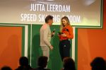 Schiphol 21 februari 2022
De olympische sporters en medaille winnaars komen terug uit Peking en worden gehuldigd in het Hilton Hotel. Jutta v leerdam met vader