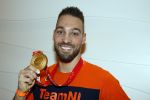 Schiphol 21 februari 2022
De olympische sporters en medaille winnaars komen terug uit Peking en worden gehuldigd in het Hilton Hotel. Kjeld Nuis