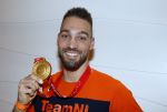 Schiphol 21 februari 2022
De olympische sporters en medaille winnaars komen terug uit Peking en worden gehuldigd in het Hilton Hotel. Kjeld Nuis