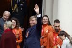 Den Haag 22 februari 2022
De nederlandse medaille winnaars zijn te gast bij Koning Willem Alexander en Koningin Maxima op paleis Noordeinde. Aanwezig oa Irene Schouten Suzanne Schulting Ireen Wust Thomas Krol Antoinette de Jong Marijke Groenewoud Selma Poutsma Yara v kerkhof Xandra Velzeboer Kimberley Bos Patrick Roest en Kjeld Nuis