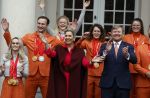 Den Haag 22 februari 2022
De nederlandse medaille winnaars zijn te gast bij Koning Willem Alexander en Koningin Maxima op paleis Noordeinde. Aanwezig oa Irene Schouten Suzanne Schulting Ireen Wust Thomas Krol Antoinette de Jong Marijke Groenewoud Selma Poutsma Yara v kerkhof Xandra Velzeboer Kimberley Bos Patrick Roest en Kjeld Nuis