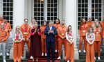 Den Haag 22 februari 2022
De nederlandse medaille winnaars zijn te gast bij Koning Willem Alexander en Koningin Maxima op paleis Noordeinde. Aanwezig oa Irene Schouten Suzanne Schulting Ireen Wust Thomas Krol Antoinette de Jong Marijke Groenewoud Selma Poutsma Yara v kerkhof Xandra Velzeboer Kimberley Bos Patrick Roest en Kjeld Nuis