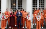 Den Haag 22 februari 2022
De nederlandse medaille winnaars zijn te gast bij Koning Willem Alexander en Koningin Maxima op paleis Noordeinde. Aanwezig oa Irene Schouten Suzanne Schulting Ireen Wust Thomas Krol Antoinette de Jong Marijke Groenewoud Selma Poutsma Yara v kerkhof Xandra Velzeboer Kimberley Bos Patrick Roest en Kjeld Nuis