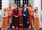 Den Haag 22 februari 2022
De nederlandse medaille winnaars zijn te gast bij Koning Willem Alexander en Koningin Maxima op paleis Noordeinde. Aanwezig oa Irene Schouten Suzanne Schulting Ireen Wust Thomas Krol Antoinette de Jong Marijke Groenewoud Selma Poutsma Yara v kerkhof Xandra Velzeboer Kimberley Bos Patrick Roest en Kjeld Nuis