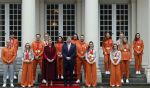 Den Haag 22 februari 2022
De nederlandse medaille winnaars zijn te gast bij Koning Willem Alexander en Koningin Maxima op paleis Noordeinde. Aanwezig oa Irene Schouten Suzanne Schulting Ireen Wust Thomas Krol Antoinette de Jong Marijke Groenewoud Selma Poutsma Yara v kerkhof Xandra Velzeboer Kimberley Bos Patrick Roest en Kjeld Nuis