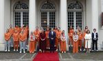 Den Haag 22 februari 2022
De nederlandse medaille winnaars zijn te gast bij Koning Willem Alexander en Koningin Maxima op paleis Noordeinde. Aanwezig oa Irene Schouten Suzanne Schulting Ireen Wust Thomas Krol Antoinette de Jong Marijke Groenewoud Selma Poutsma Yara v kerkhof Xandra Velzeboer Kimberley Bos Patrick Roest en Kjeld Nuis