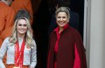 Den Haag 22 februari 2022
De nederlandse medaille winnaars zijn te gast bij Koning Willem Alexander en Koningin Maxima op paleis Noordeinde. Aanwezig oa Irene Schouten Suzanne Schulting Ireen Wust Thomas Krol Antoinette de Jong Marijke Groenewoud Selma Poutsma Yara v kerkhof Xandra Velzeboer Kimberley Bos Patrick Roest en Kjeld Nuis
