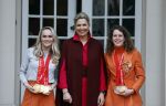 Den Haag 22 februari 2022
De nederlandse medaille winnaars zijn te gast bij Koning Willem Alexander en Koningin Maxima op paleis Noordeinde. Aanwezig oa Irene Schouten Suzanne Schulting Ireen Wust Thomas Krol Antoinette de Jong Marijke Groenewoud Selma Poutsma Yara v kerkhof Xandra Velzeboer Kimberley Bos Patrick Roest en Kjeld Nuis